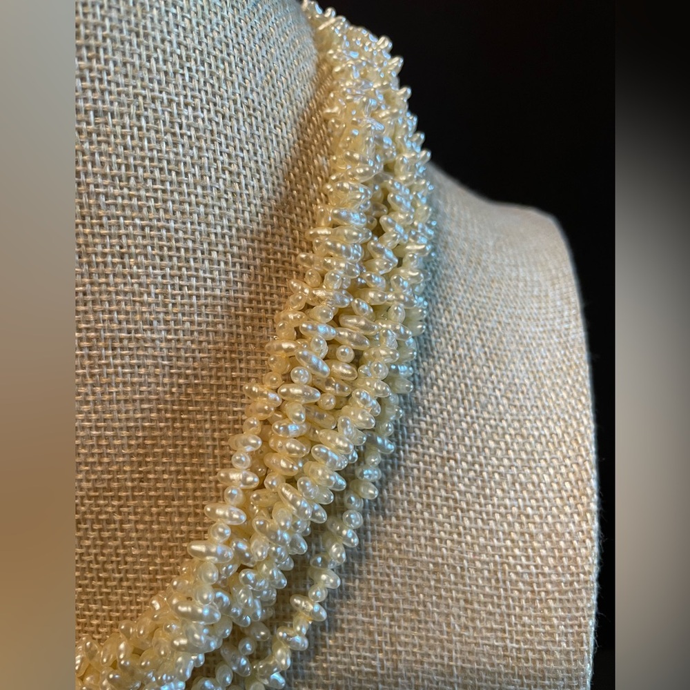 🐰Vintage Multi Strand Rice Pearl Necklace and Bracelet Set - Picture 4 of 10